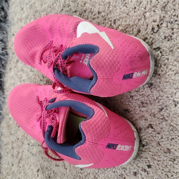 Nike pink 8.5 track running shoes - Picture 2 of 6